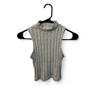 Forever 21 Light Gray Ribbed Mock-Neck Crop Top